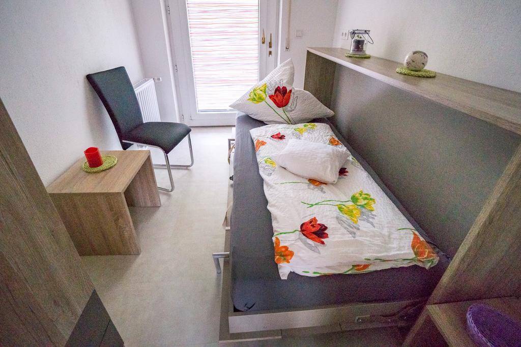 Hotelpension Schroeder วิลลิงเงิน ภายนอก รูปภาพ