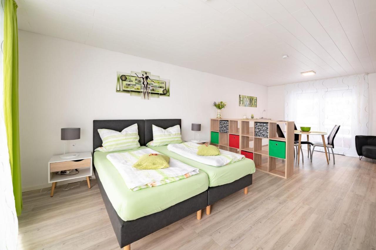 Hotelpension Schroeder วิลลิงเงิน ภายนอก รูปภาพ